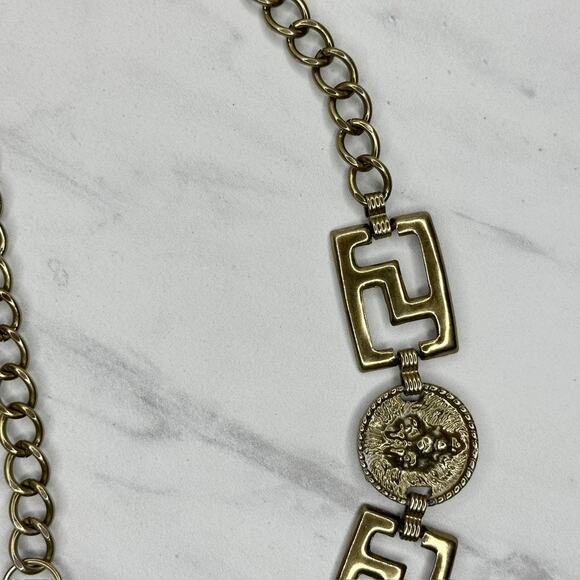 Vintage Gold Lion Head Greek Key Medallion Chain Link Belt Small/Medium (S/M) ✨